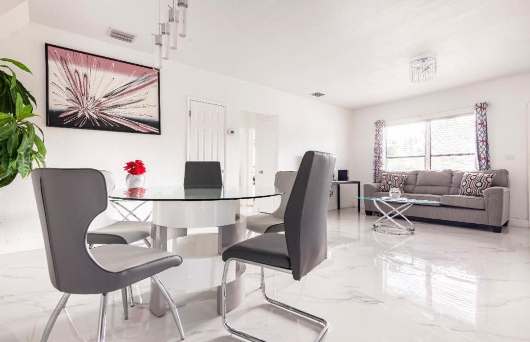 Cheerful 3-Bedroom Home /Ac+ Free Parking North Miami Beach Εξωτερικό φωτογραφία